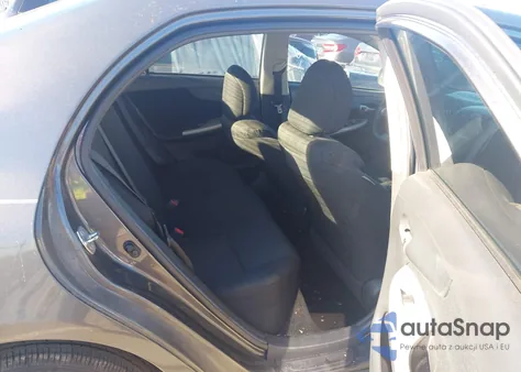 2011 Toyota Corolla S z USA, uszkodzony, nr VIN 2T1BU4EE8BC582348